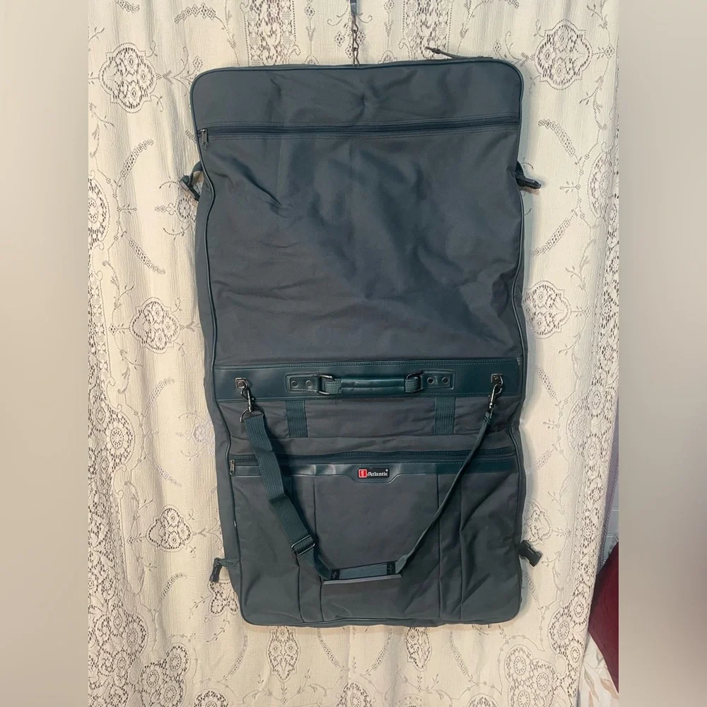 Atlantic: dark army green vintage wardrobe bag